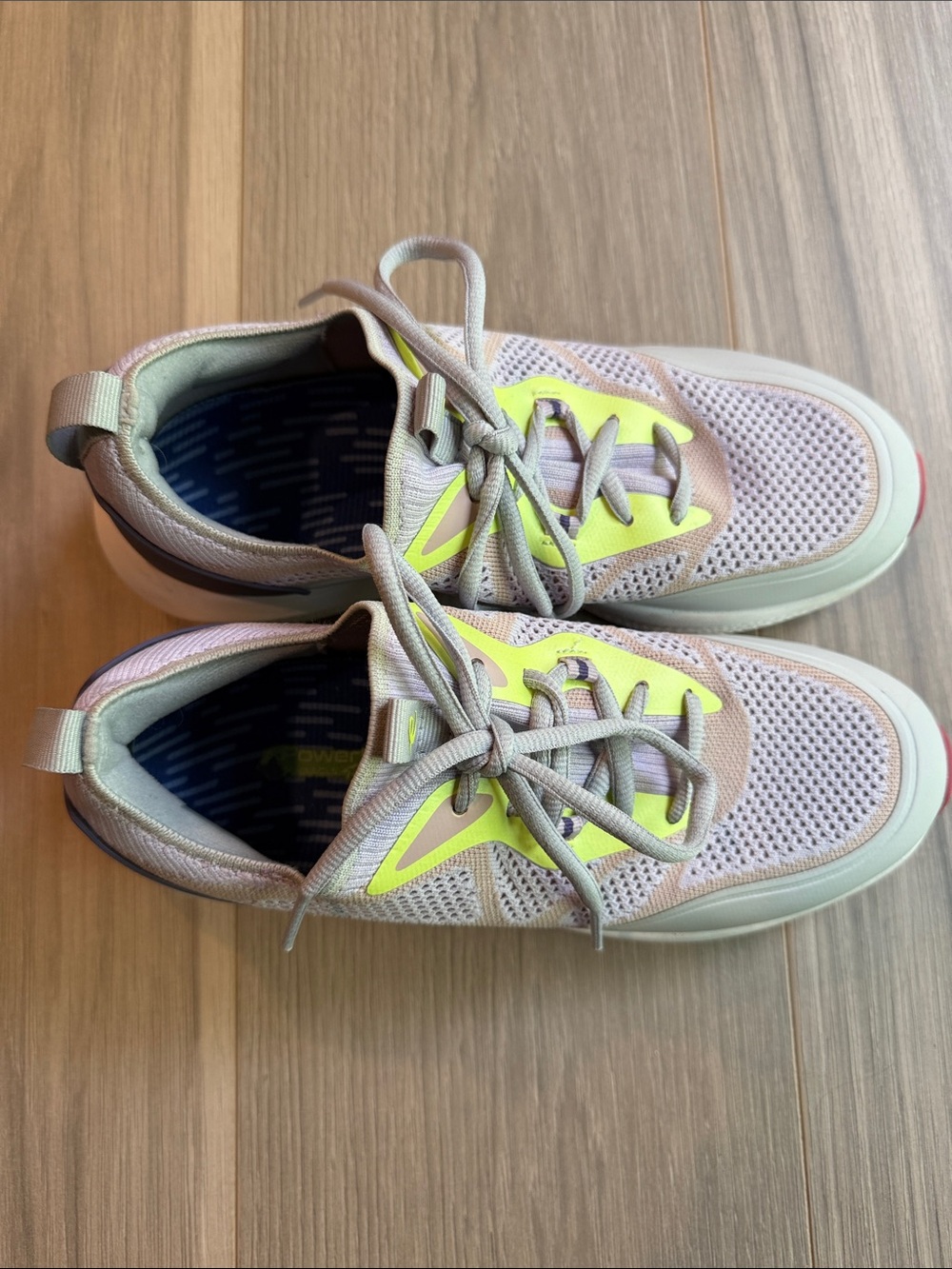 Easy Spirit Women's Pale Lilac Baxter Sneakers Size 8.5W - Picture 2 of 5